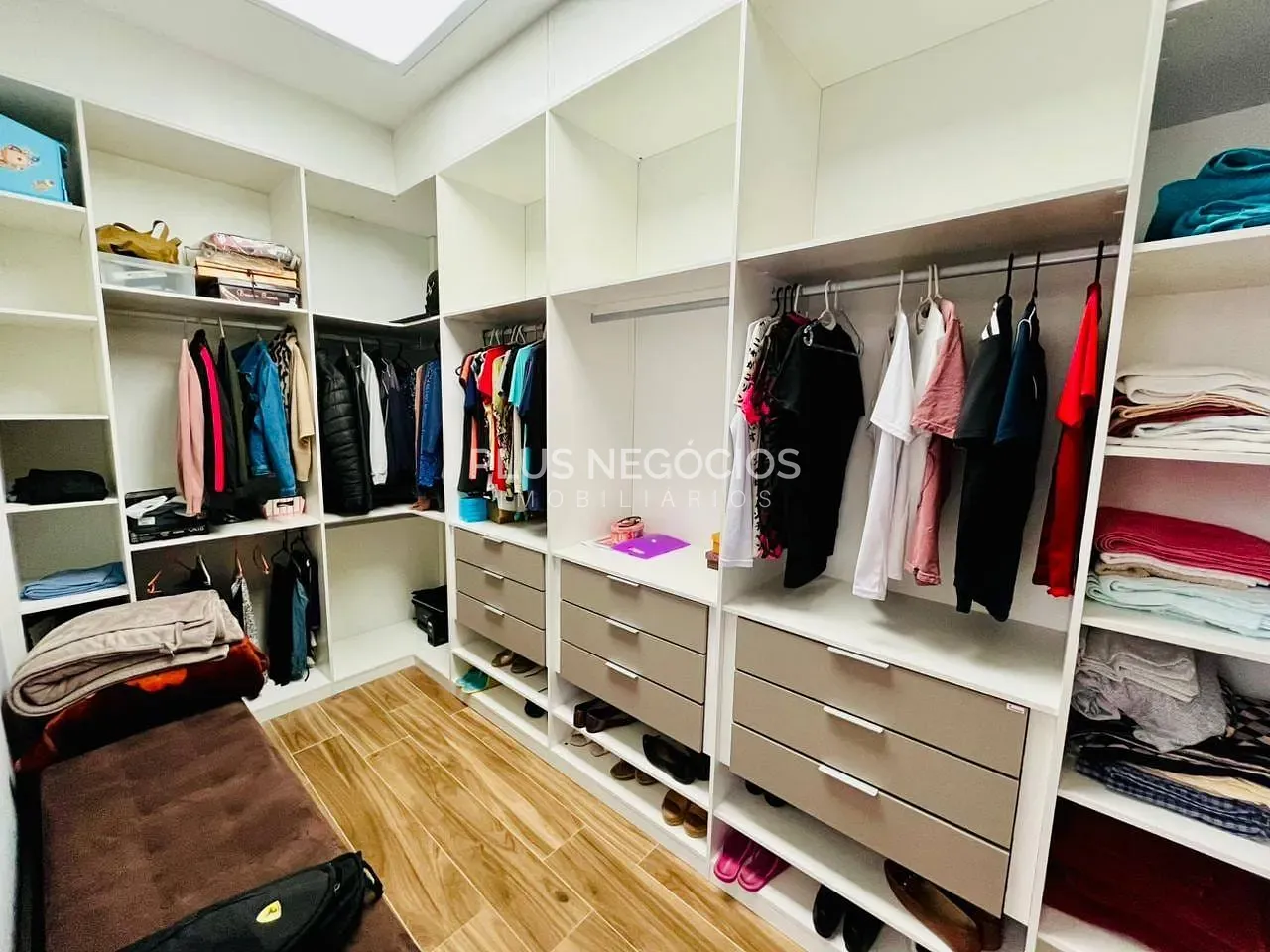 Casa, 3 quartos, 268 m² - Foto 20
