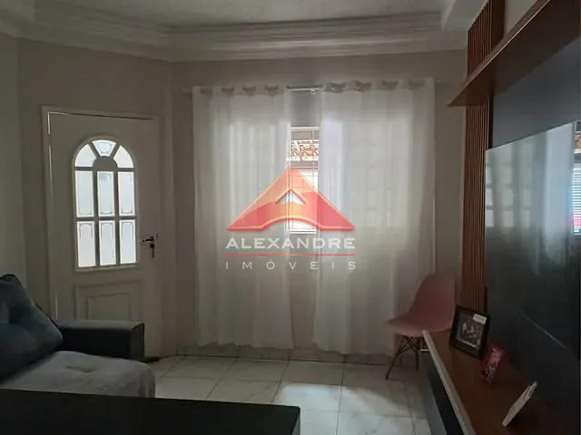 Casa 2 quartos e 2 banheiros, à venda, no bairro Conjunto Residencial Galo Branco em São José dos Campos