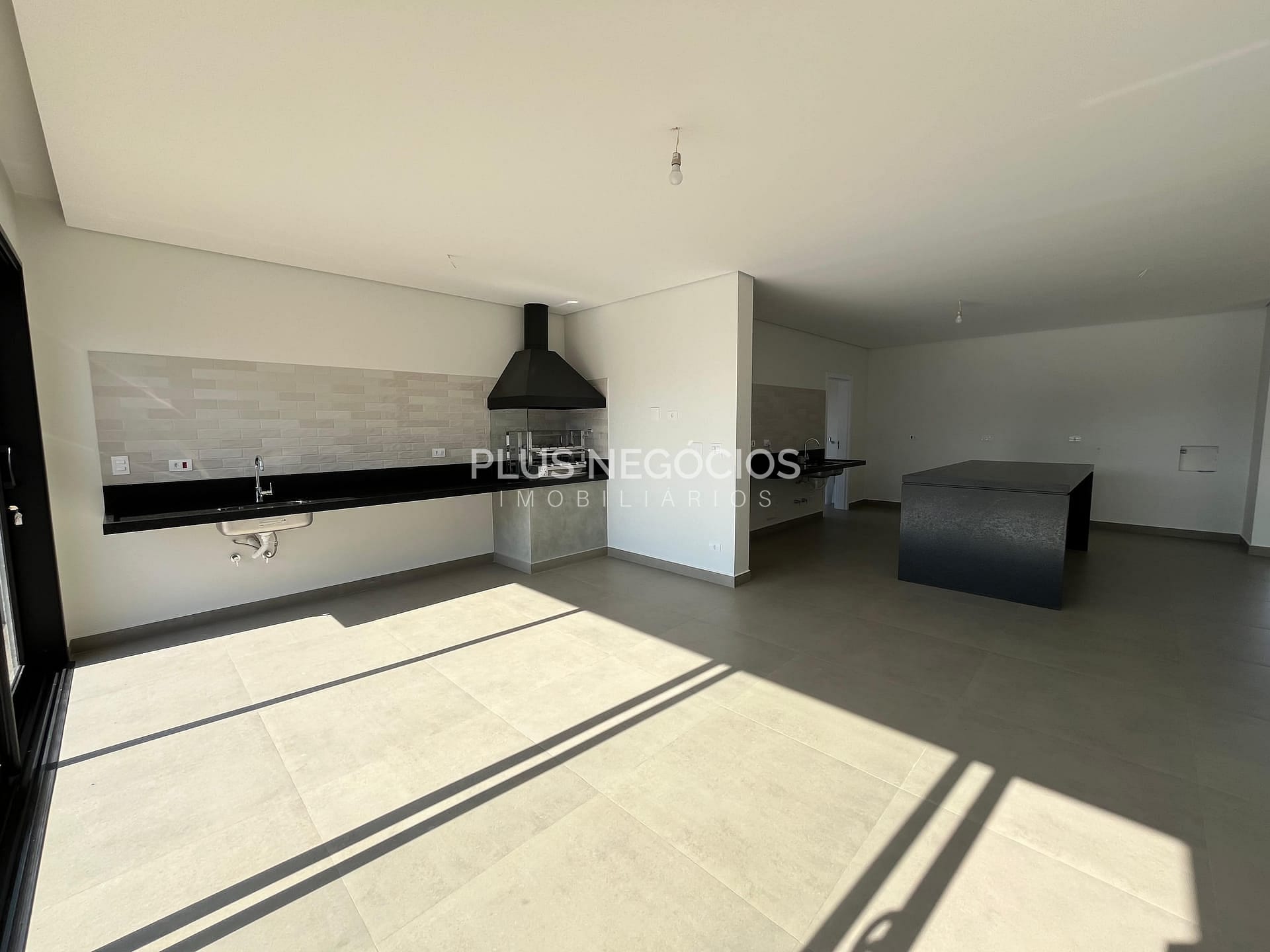 Casa à venda com 3 quartos, 378m² - Foto 28
