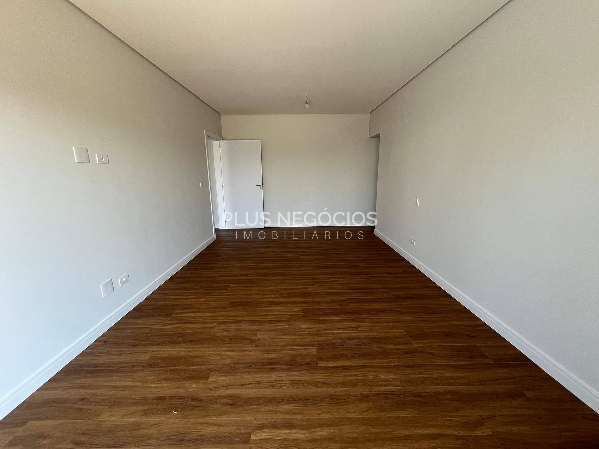 Casa à venda com 3 quartos, 378m² - Foto 11