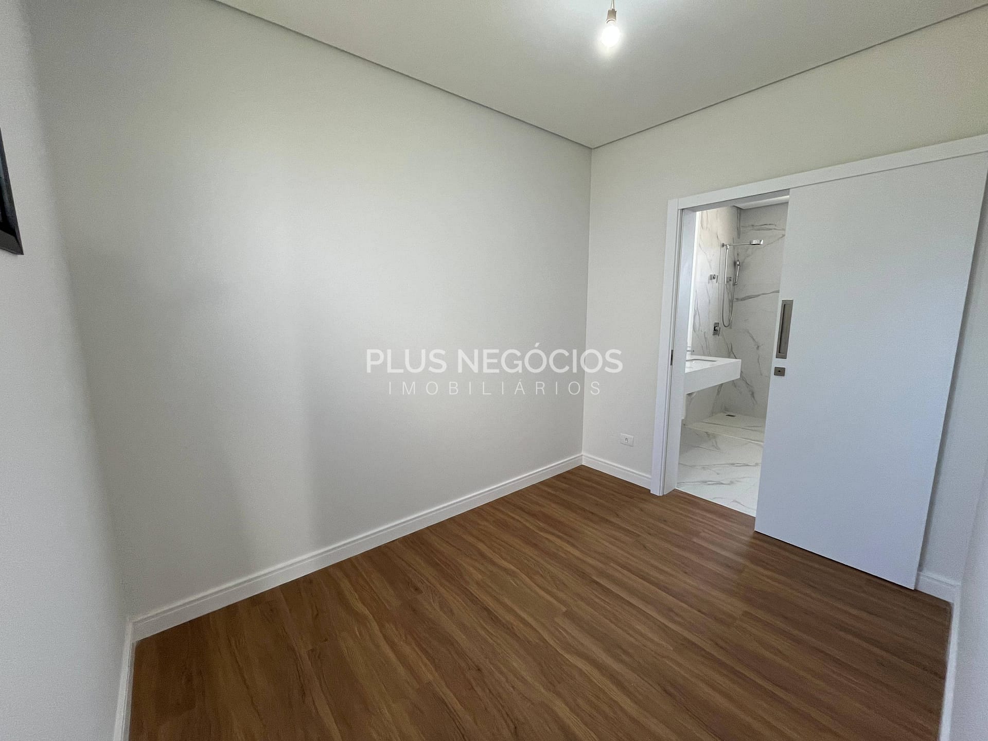 Casa à venda com 3 quartos, 378m² - Foto 12