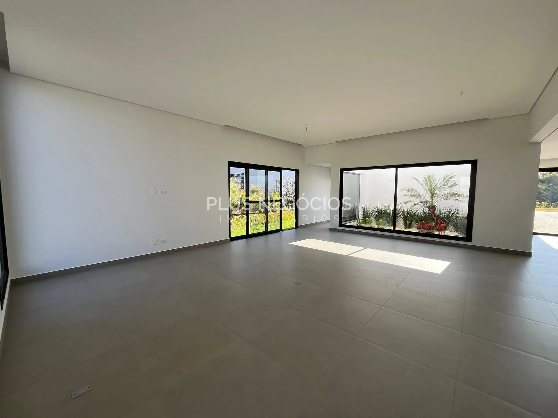 Casa, 3 quartos, 378 m² - Foto 4