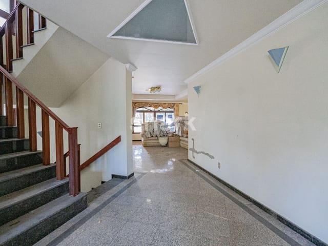 Casa com 360m² 4 quartos e 6 banheiros, à venda, no bairro Alphaville em Santana de Parnaíba