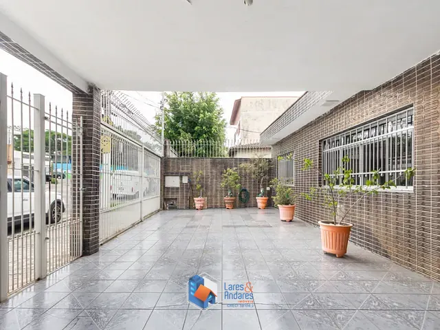 Casa com 253m² 3 quartos e 2 banheiros, à venda, no bairro Cidade Patriarca em São Paulo