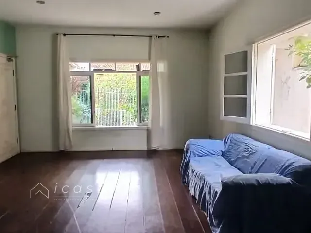 Casa com 330m² 5 quartos e 2 banheiros, à venda, no bairro Vila São João em Caçapava