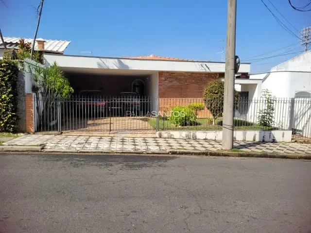Casa com 435m² 3 quartos e 3 banheiros, à venda, no bairro Jardim Santa Rosália em Sorocaba