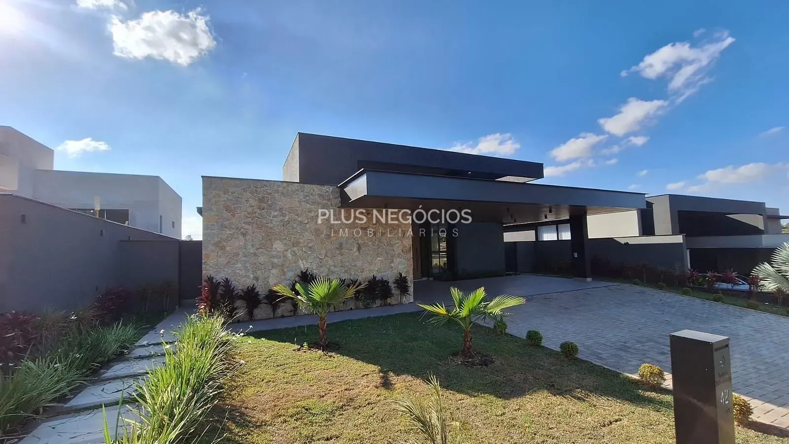 Casa, 4 quartos, 450 m² - Foto 1