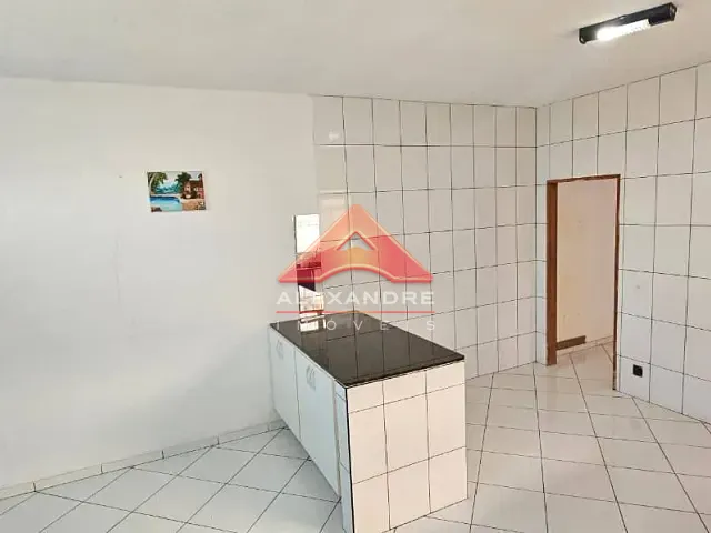 Casa 1 quarto e 1 banheiro, para alugar, no bairro Vila Terezinha em São José dos Campos