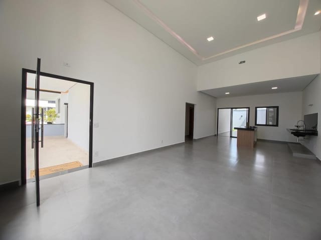 Casa com 250m² 3 quartos e 3 banheiros, à venda, no bairro Guedes em Tremembé