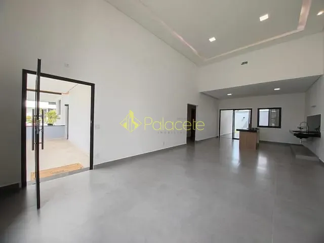 Casa com 250m² 3 quartos e 3 banheiros, à venda, no bairro Guedes em Tremembé