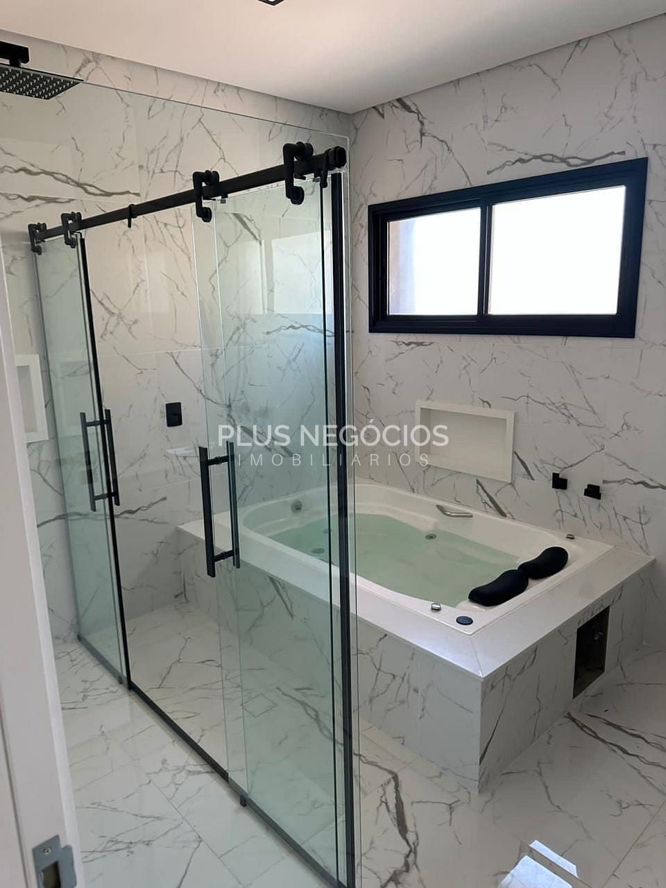 Casa à venda com 4 quartos, 285m² - Foto 13