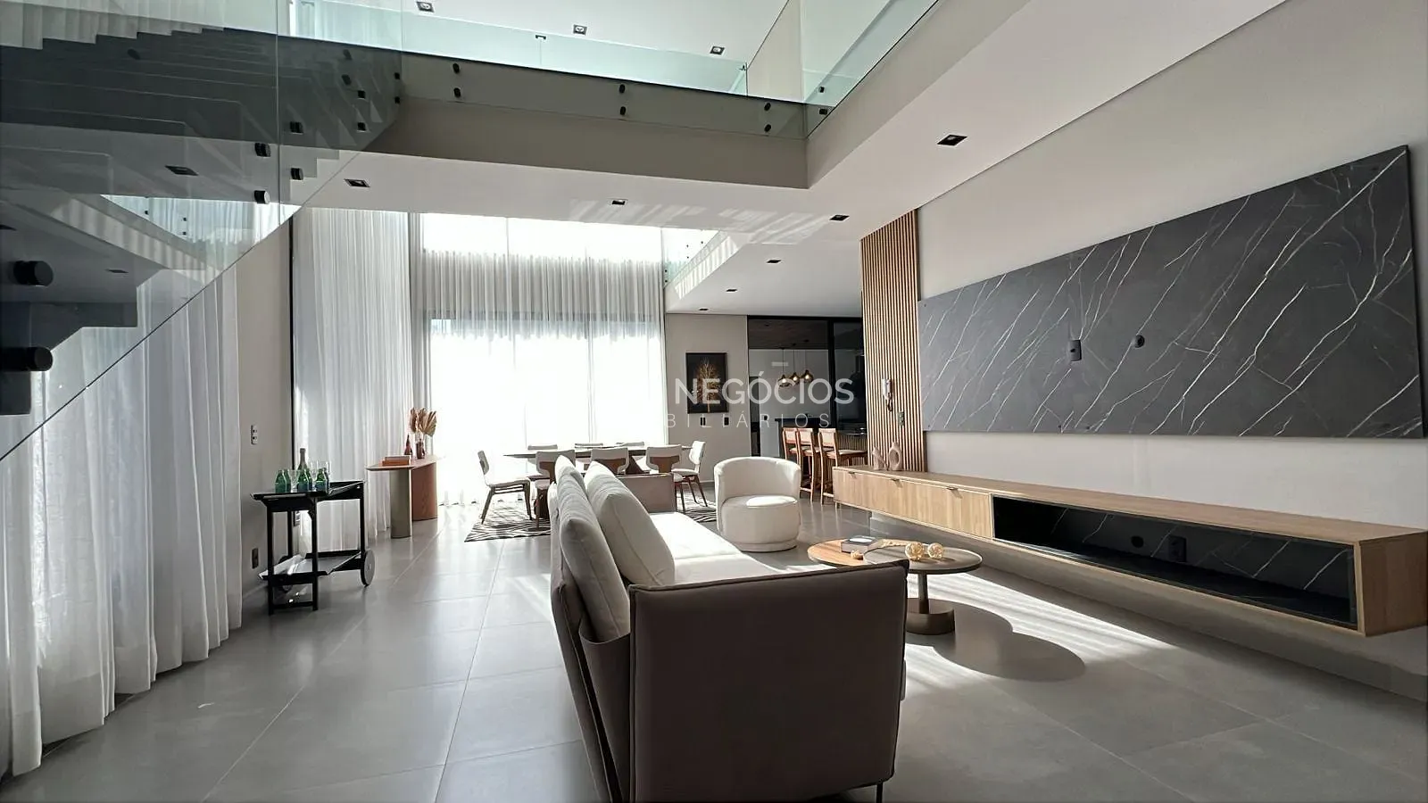 Casa, 4 quartos, 285 m² - Foto 2