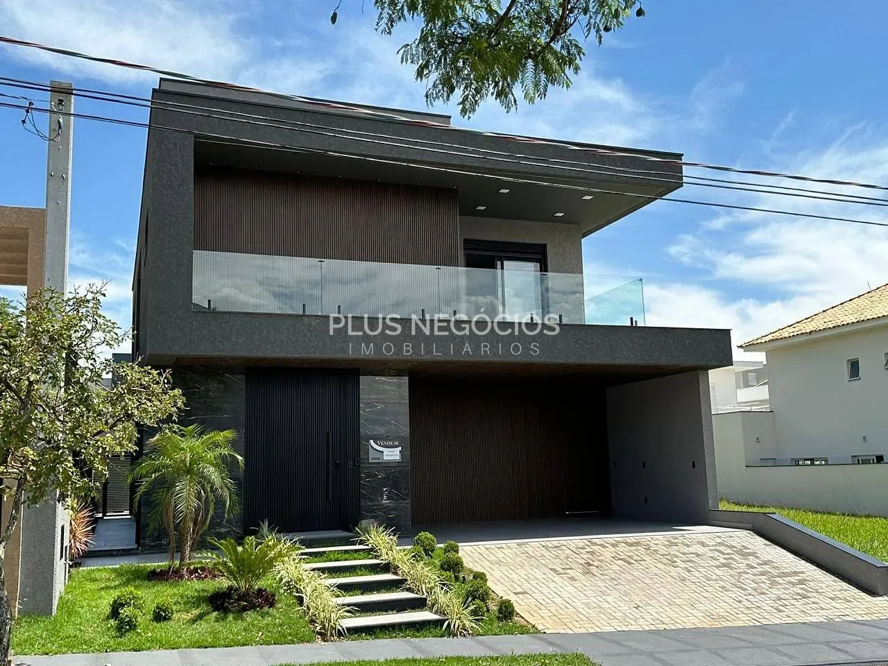 Casa, 4 quartos, 285 m² - Foto 1