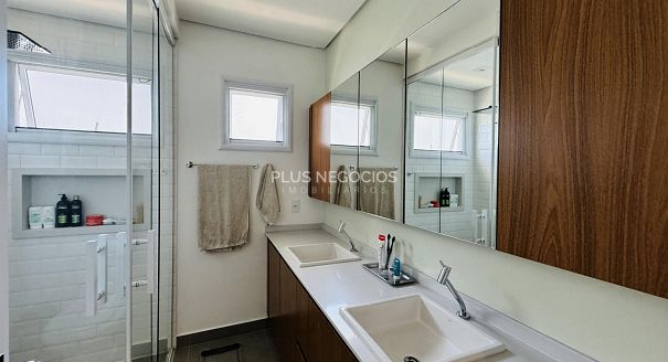 Casa, 4 quartos, 270 m² - Foto 9