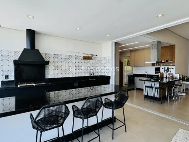 Casa com 1166m² 4 quartos e 5 banheiros, à venda, no bairro Reserva São José em Salto de Pirapora