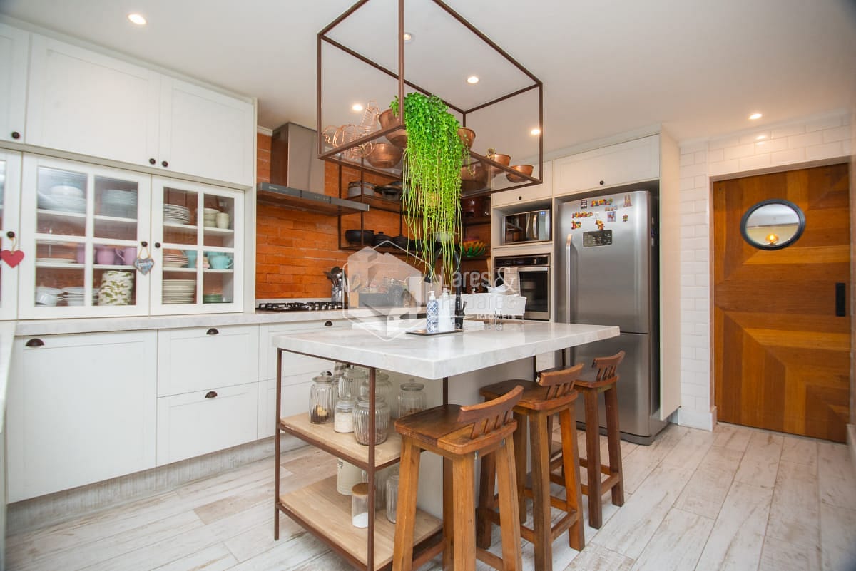 Casa, 4 quartos, 250 m² - Foto 38