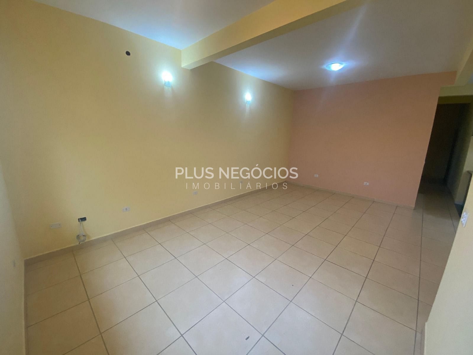 Casa para alugar com 3 quartos, 180m² - Foto 7