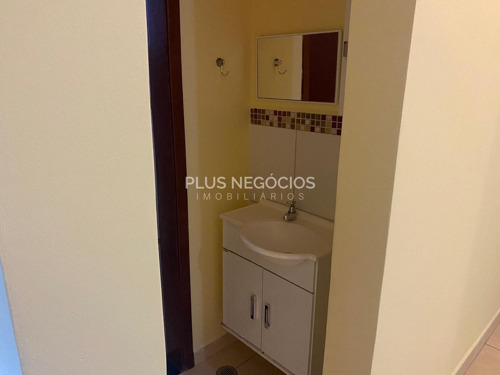 Casa para alugar com 3 quartos, 180m² - Foto 15