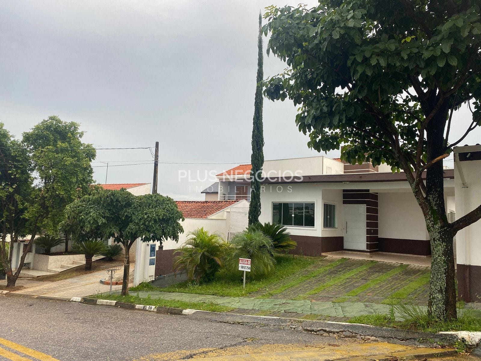 Casa para alugar com 3 quartos, 180m² - Foto 3