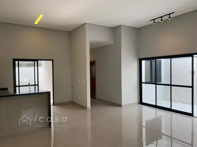 Casa com 200m² 3 quartos e 2 banheiros, à venda, no bairro Parque São Domingos em Pindamonhangaba