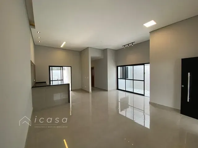 Casa com 200m² 3 quartos e 2 banheiros, à venda, no bairro Parque São Domingos em Pindamonhangaba
