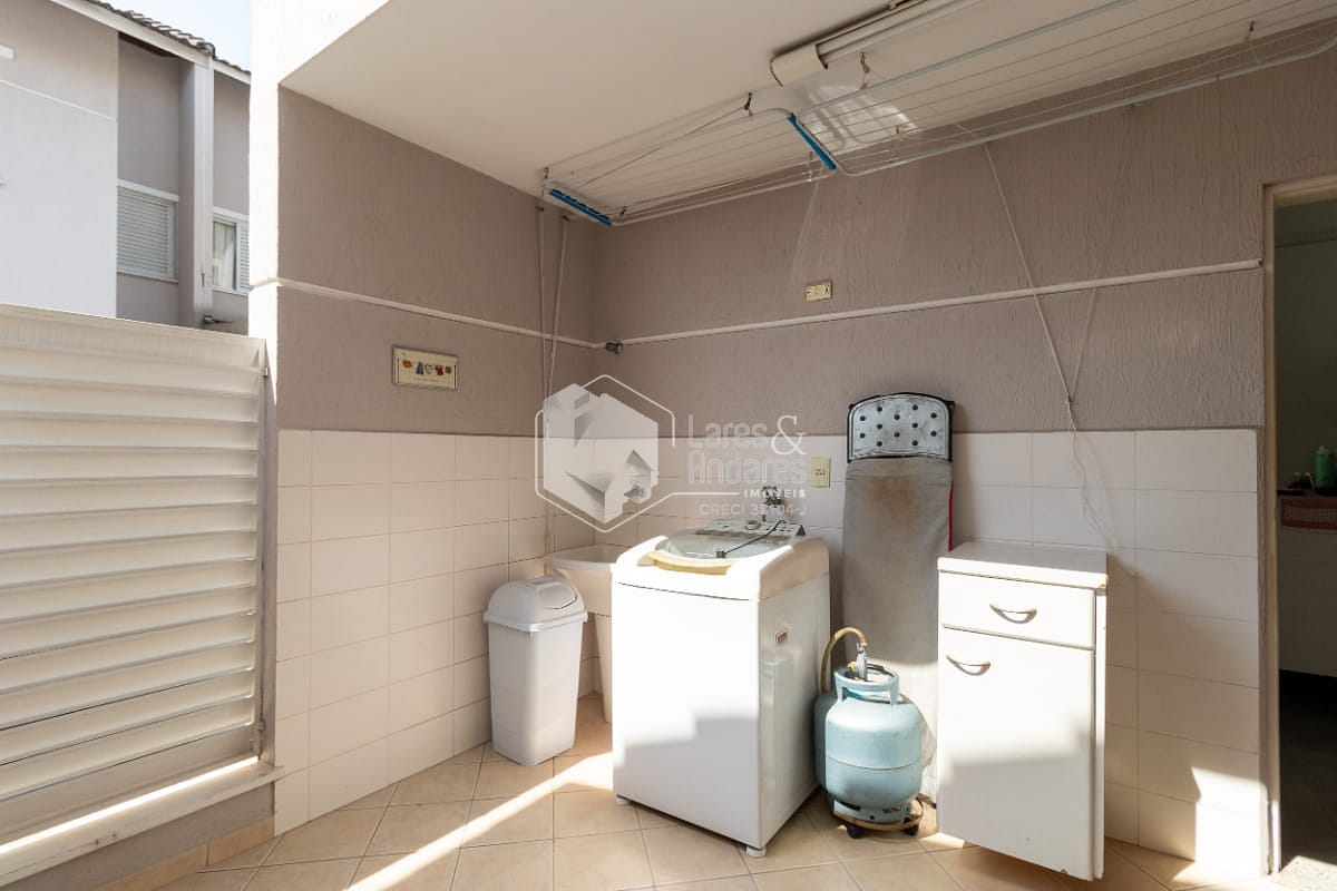 Casa, 3 quartos, 220 m² - Foto 34