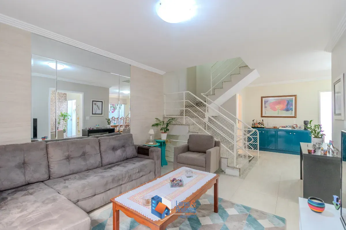 Casa, 3 quartos, 220 m² - Foto 2