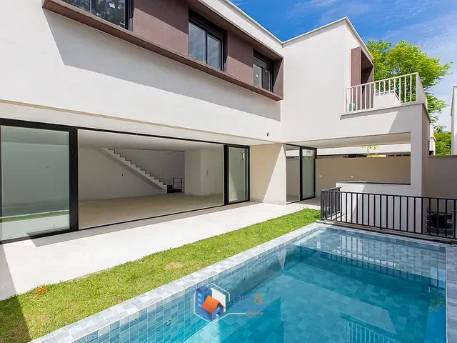 Casa com 390m² 4 quartos e 6 banheiros, à venda, no bairro Jardim Cordeiro em São Paulo