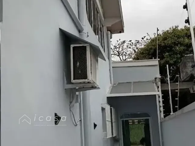 Casa com 300m² 3 quartos e 4 banheiros, à venda, no bairro Jardim Satélite em São José dos Campos