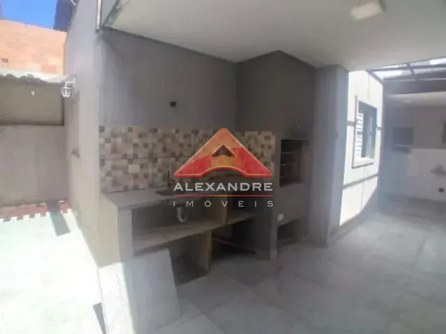 Casa 3 quartos e 2 banheiros, à venda, no bairro Jardim Santa Júlia em São José dos Campos
