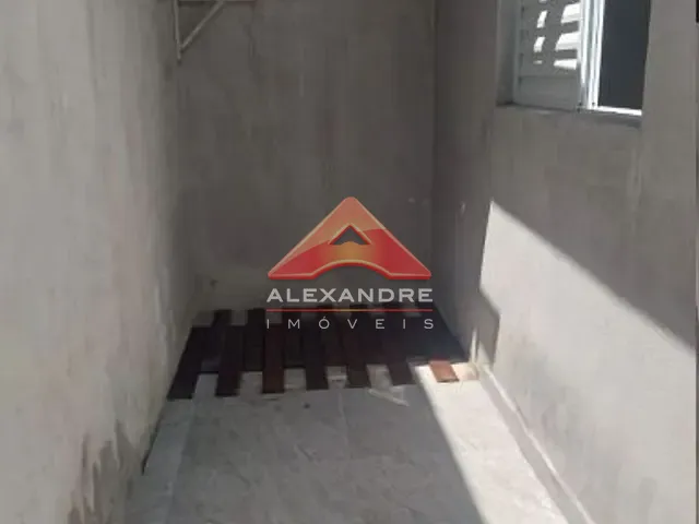Casa 3 quartos e 1 banheiro, à venda, no bairro Jardim Santa Júlia em São José dos Campos