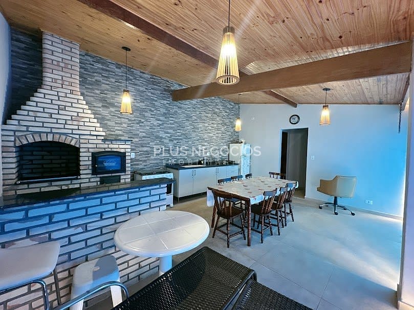 Casa, 5 quartos, 240 m² - Foto 7