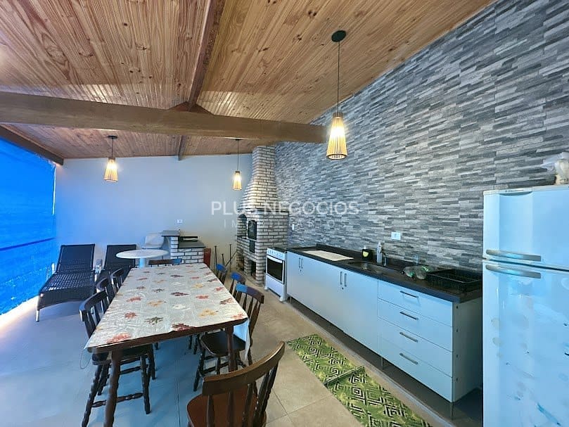 Casa, 5 quartos, 240 m² - Foto 8