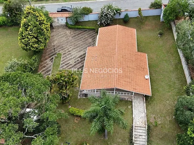 Casa com 2400m² 5 quartos e 4 banheiros, à venda, no bairro Portal do sol em Mairinque
