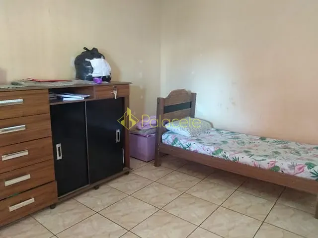 Casa 3 quartos e 2 banheiros, à venda, no bairro Cidade Nova em Pindamonhangaba