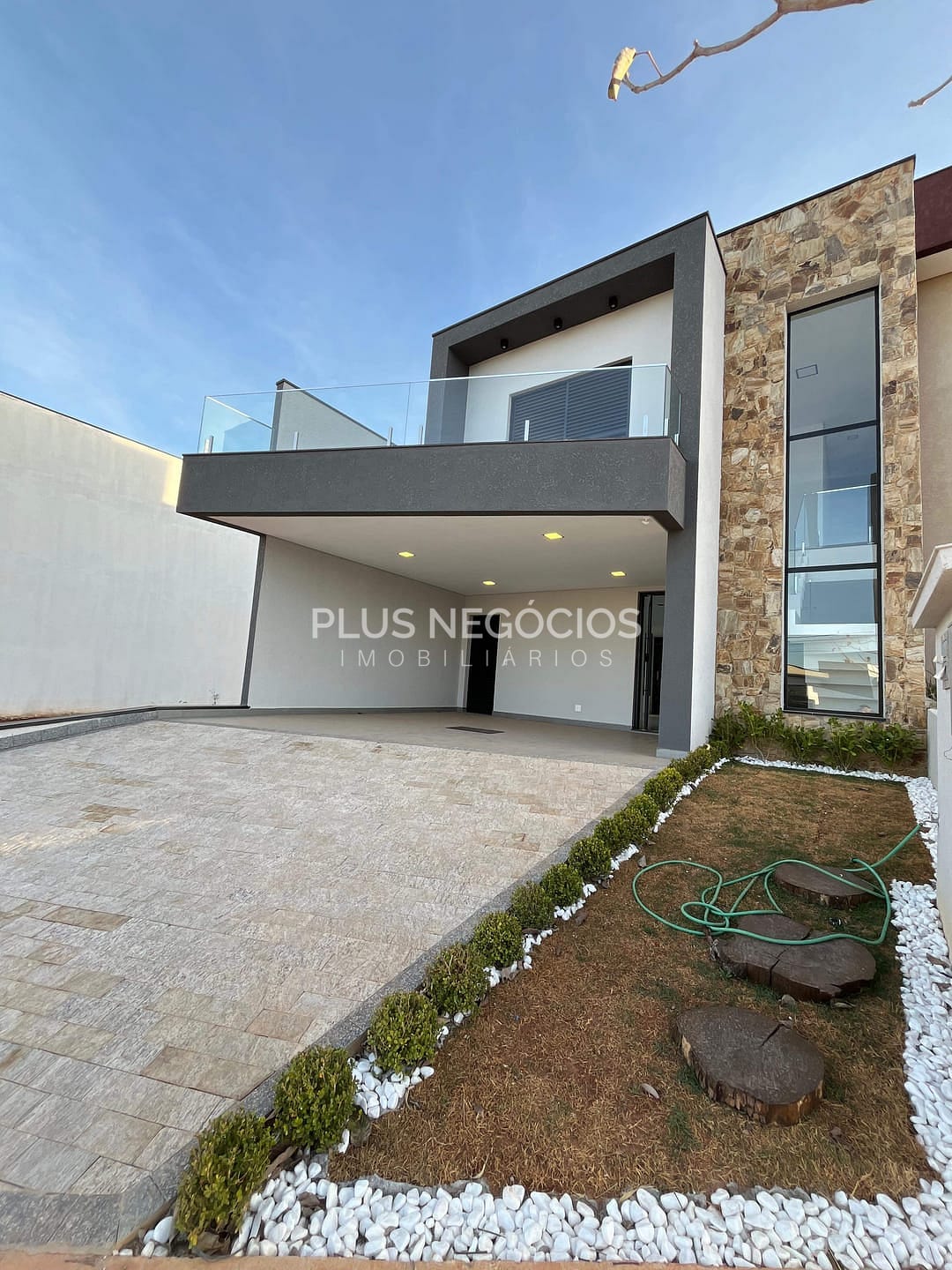 Casa, 3 quartos, 174 m² - Foto 2