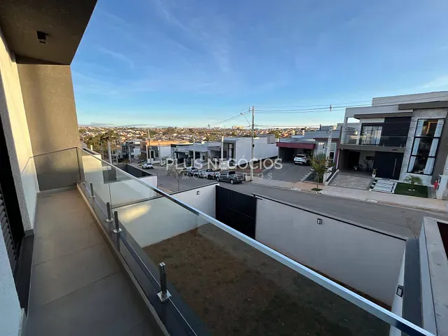 Casa com 217m² 3 quartos e 4 banheiros, à venda, no bairro Wanel Ville em Sorocaba