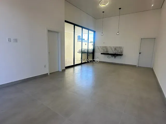 Casa 3 quartos e 3 banheiros, à venda, no bairro Wanel Ville em Sorocaba