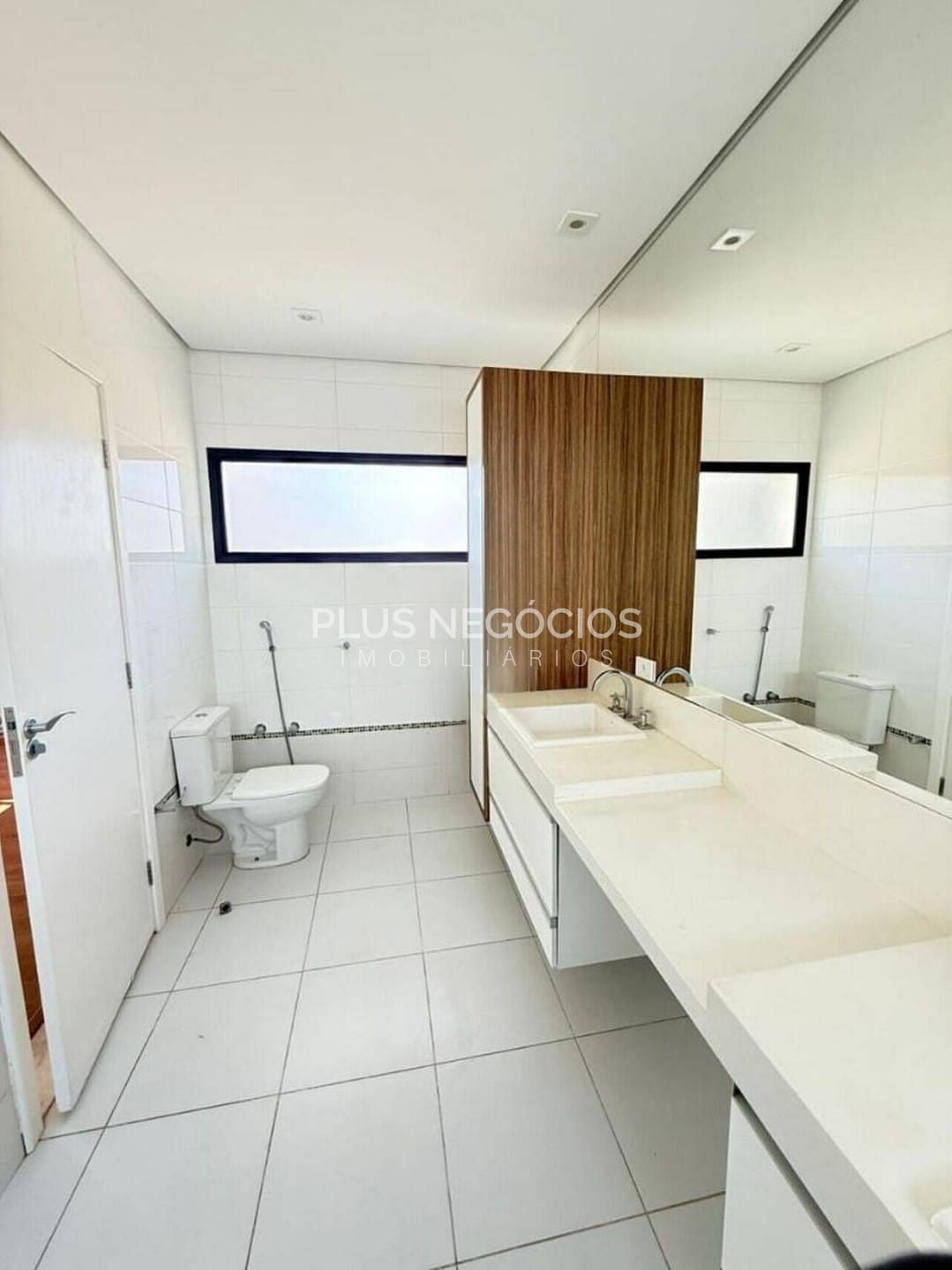 Casa à venda com 4 quartos, 316m² - Foto 10