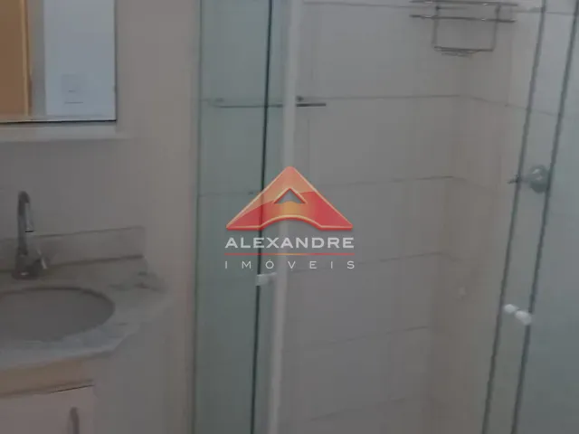 Casa 3 quartos e 2 banheiros, à venda, no bairro Eugênio de Mello em São José dos Campos