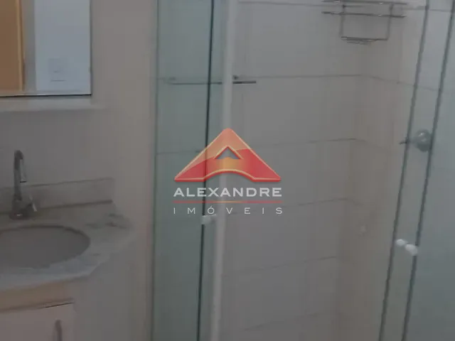Casa 3 quartos e 2 banheiros, à venda, no bairro Eugênio de Mello em São José dos Campos
