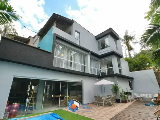 Casa com 353m² 3 quartos e 4 banheiros, à venda, no bairro Vila Irmãos Arnoni em São Paulo