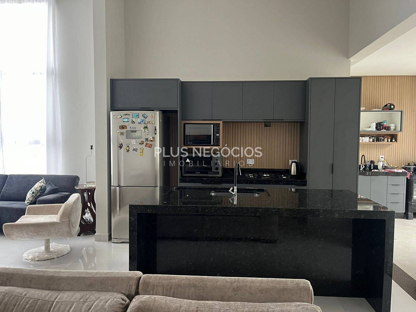 Casa, 3 quartos, 196 m² - Foto 7