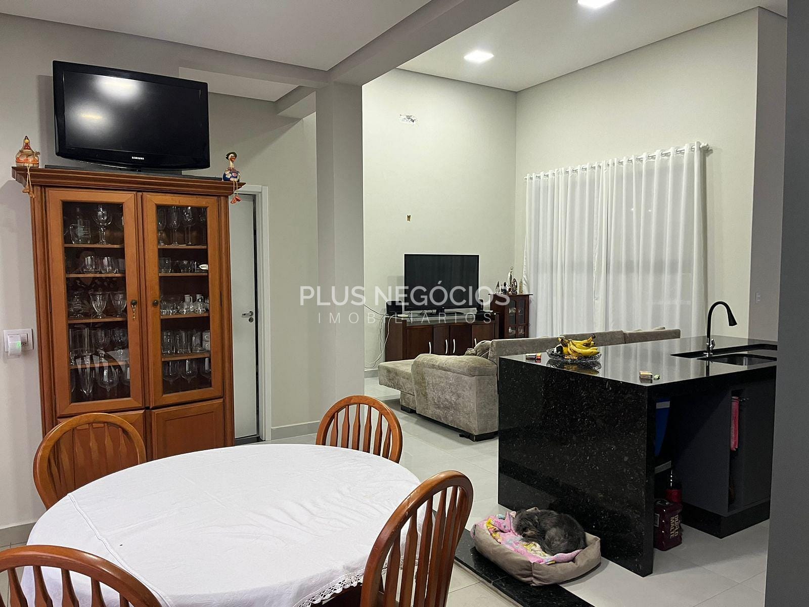 Casa, 3 quartos, 196 m² - Foto 8