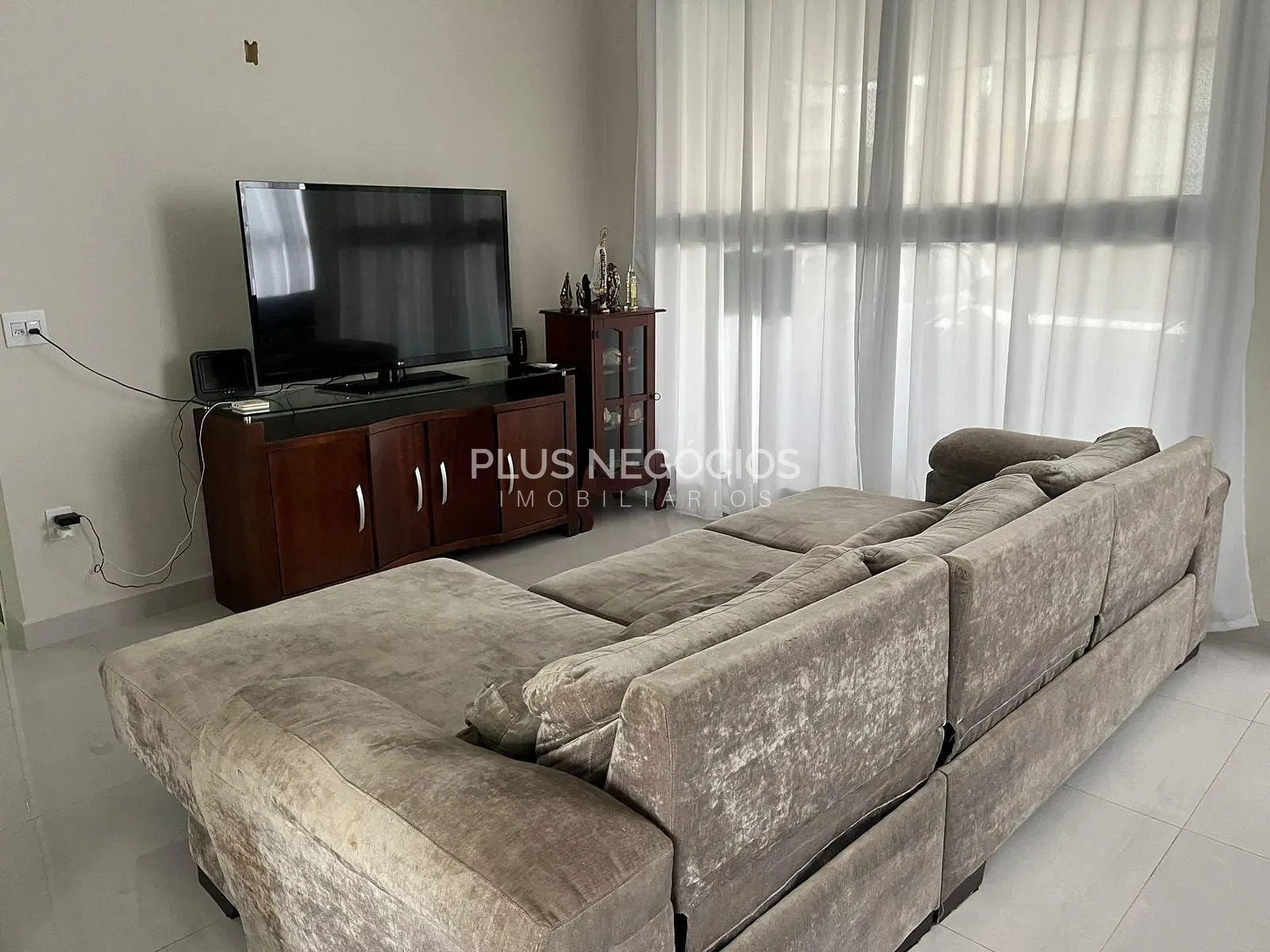 Casa, 3 quartos, 196 m² - Foto 3
