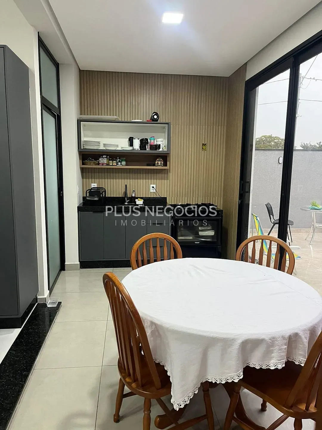 Casa, 3 quartos, 196 m² - Foto 9