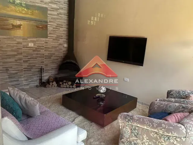 Casa 5 quartos e 2 banheiros, à venda, no bairro Guaratuba em Bertioga