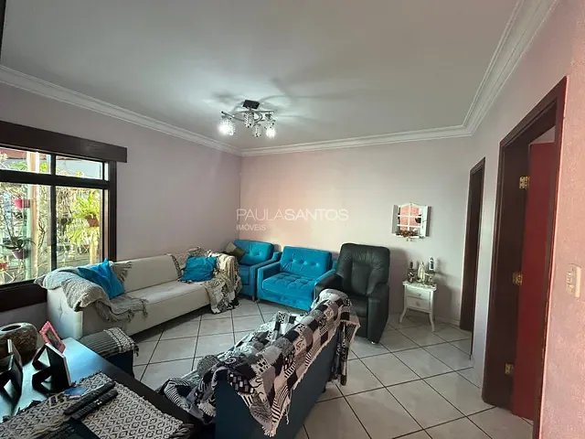Casa 3 quartos e 2 banheiros, à venda, no bairro Vila Santana em Sorocaba