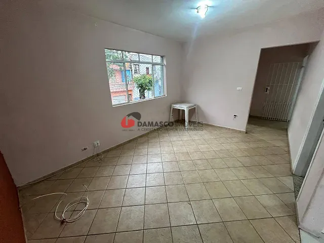 Casa com 100m² 3 quartos e 1 banheiro, para alugar, no bairro Osvaldo Cruz em São Caetano do Sul