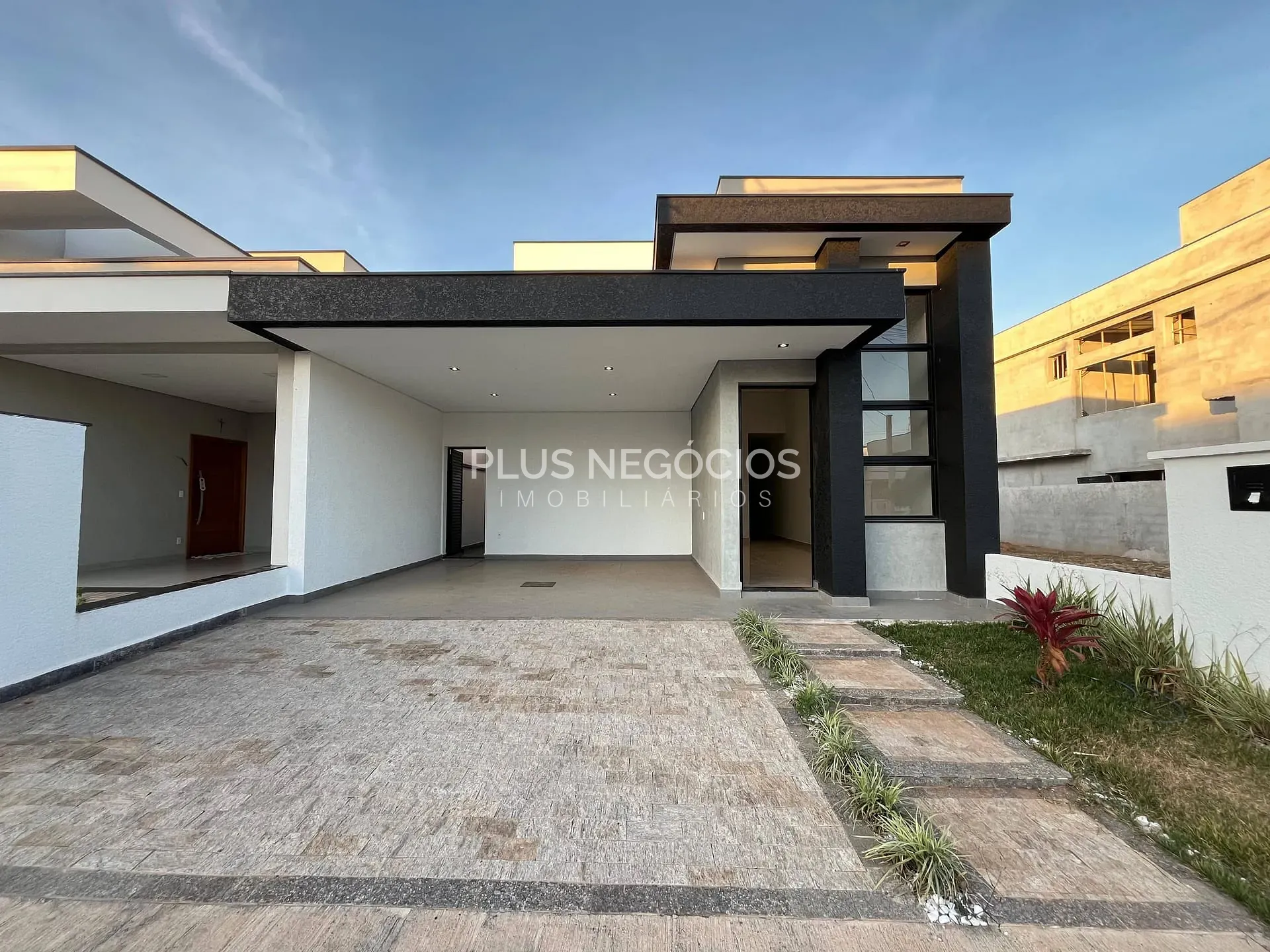 Casa, 3 quartos, 143 m² - Foto 2